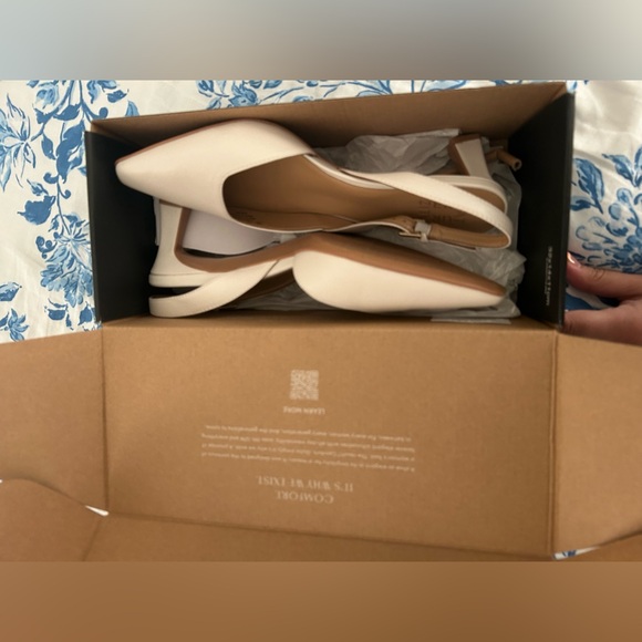 NATURALIZER WEDDING SHOES - Picture 4 of 4